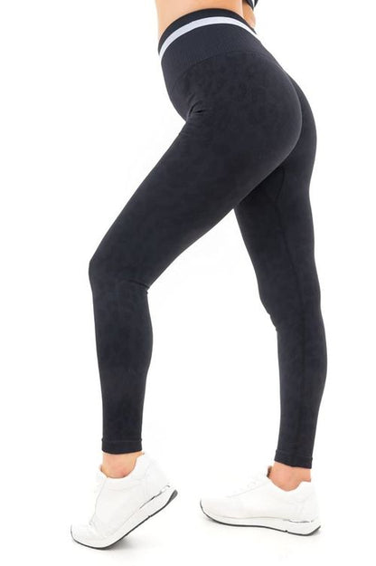 LEOPARD PRINT SEAMLESS LEGGINGS BLACK L